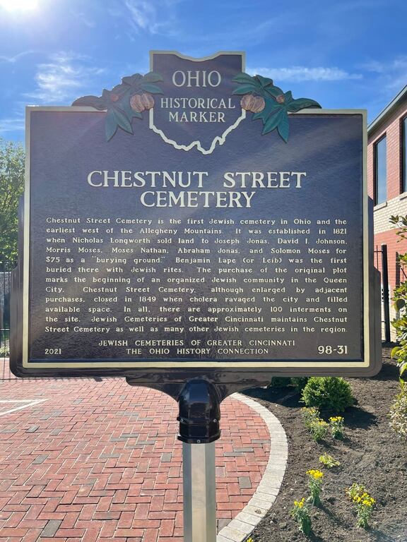 Ohio Historical Marker for Chestnut Street Cemetery