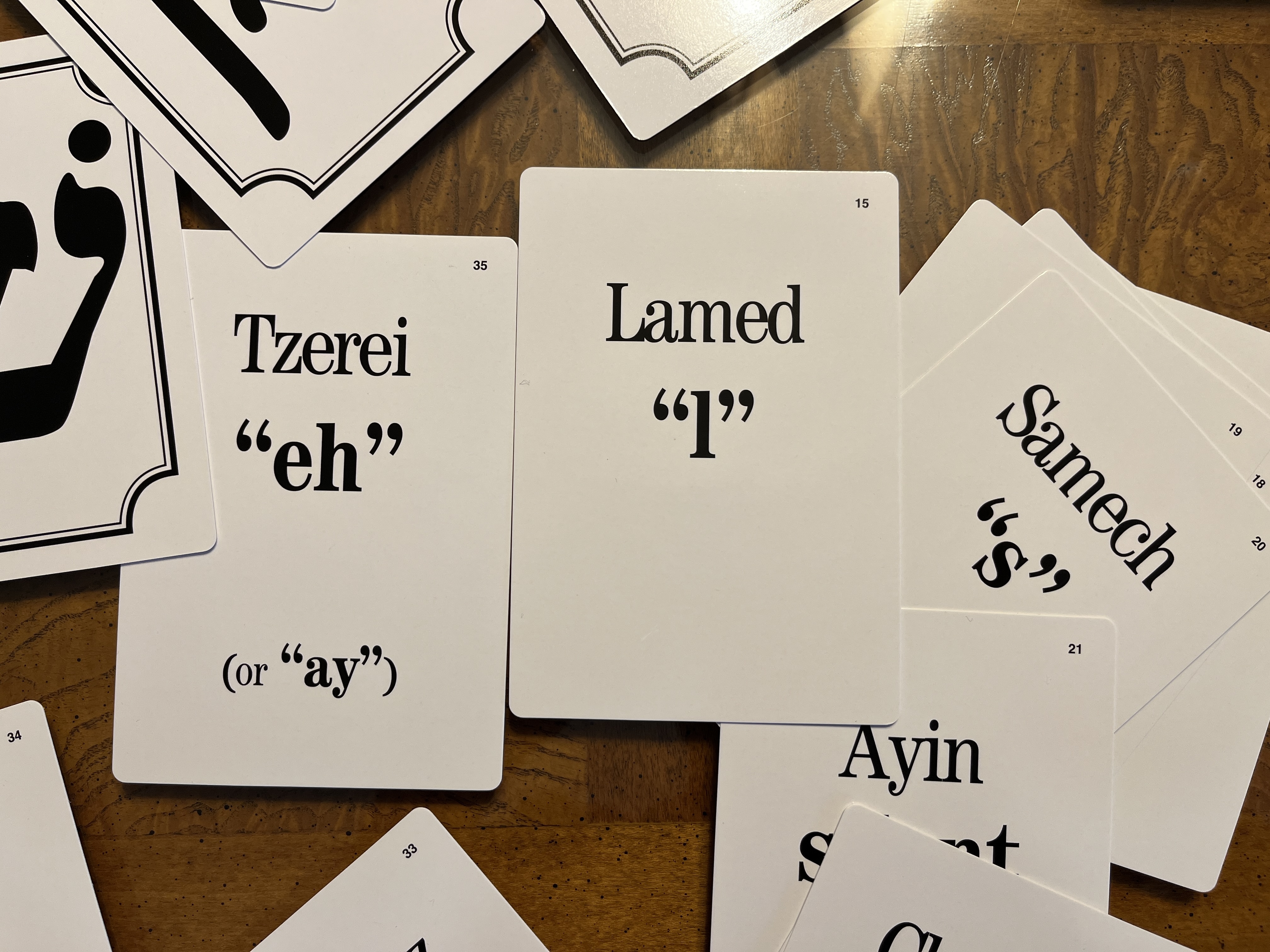 Hebrew flashcards showing transliterations including tzerei, lamed and samech